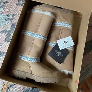 UGG Sundance Revival Boots NIB